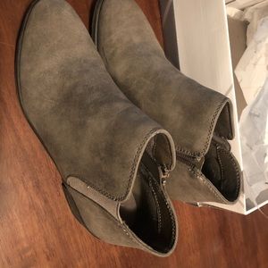 Girls Preschool 3 Booties